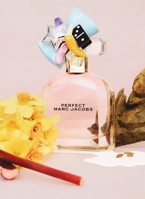 Marc Jacobs Perfect ������ 25% �� 31.05