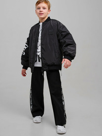 13.01 PlayToday ������ ����������� � �������������� ��������� ��� ��������� 1251