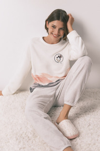 womensecret Langer Pyjama aus weichem Fleece mit Pingu-Print