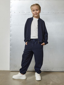 24.03 Batik ����� ����� (076 �25) 076 �25-1 �����-�����