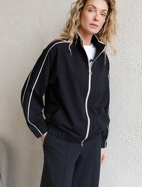 06.04  Vilatte ��������� ������ � ��������� �� ������ �� ������������ ������ ���