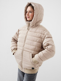 12.04  PlayToday ������ ����������� � �������������� ��������� ��� ������� 12621