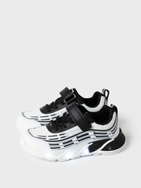 12.04  PlayToday ����������� ��� ��������� 12612759