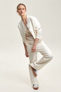 06.04  Very Neat ����� ��� ��� 3273/��������