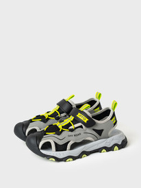 08.04 PlayToday �������� ��� ��������� 12611776