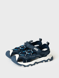 08.04 PlayToday �������� ��� ��������� 12611777